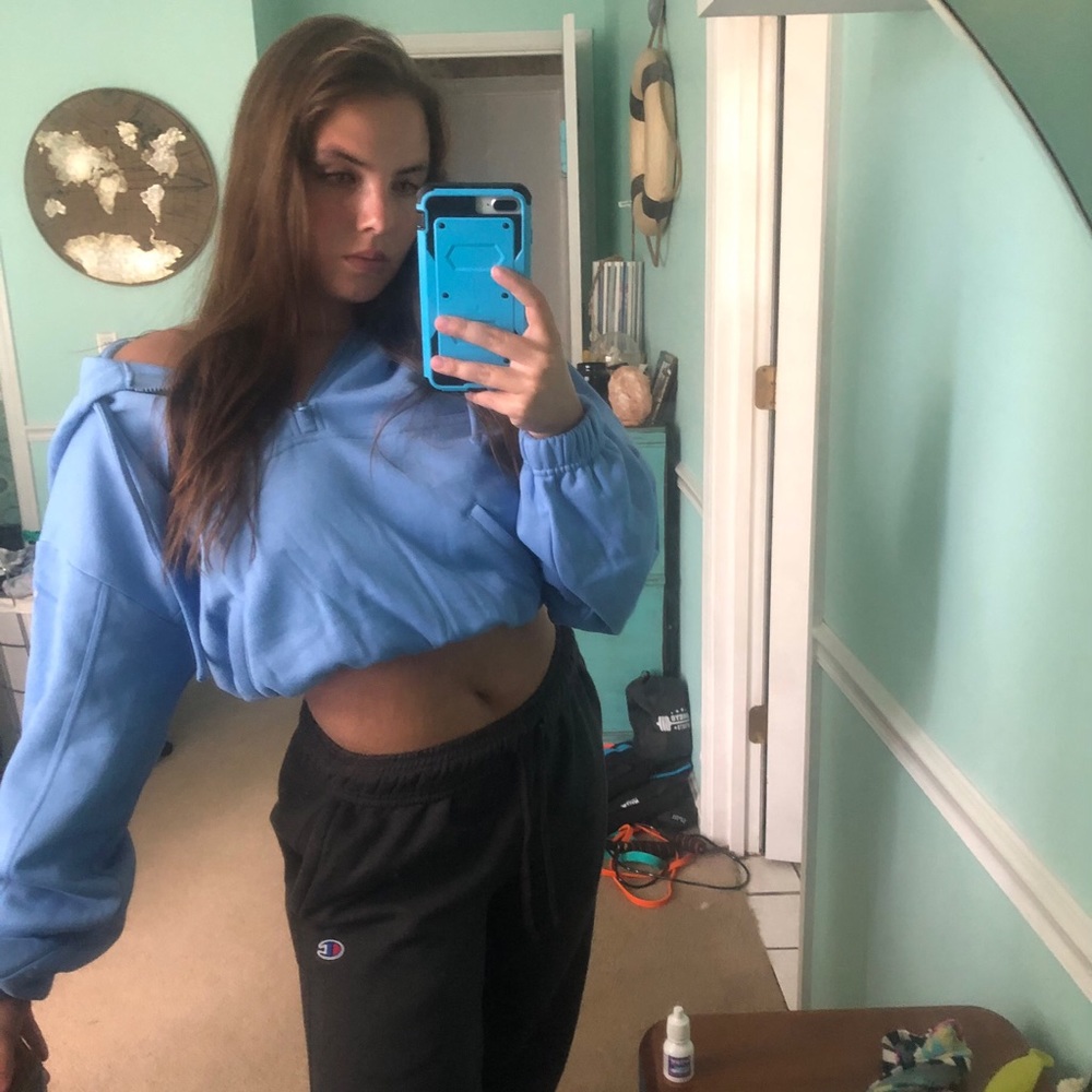 ALO Stadium half zip